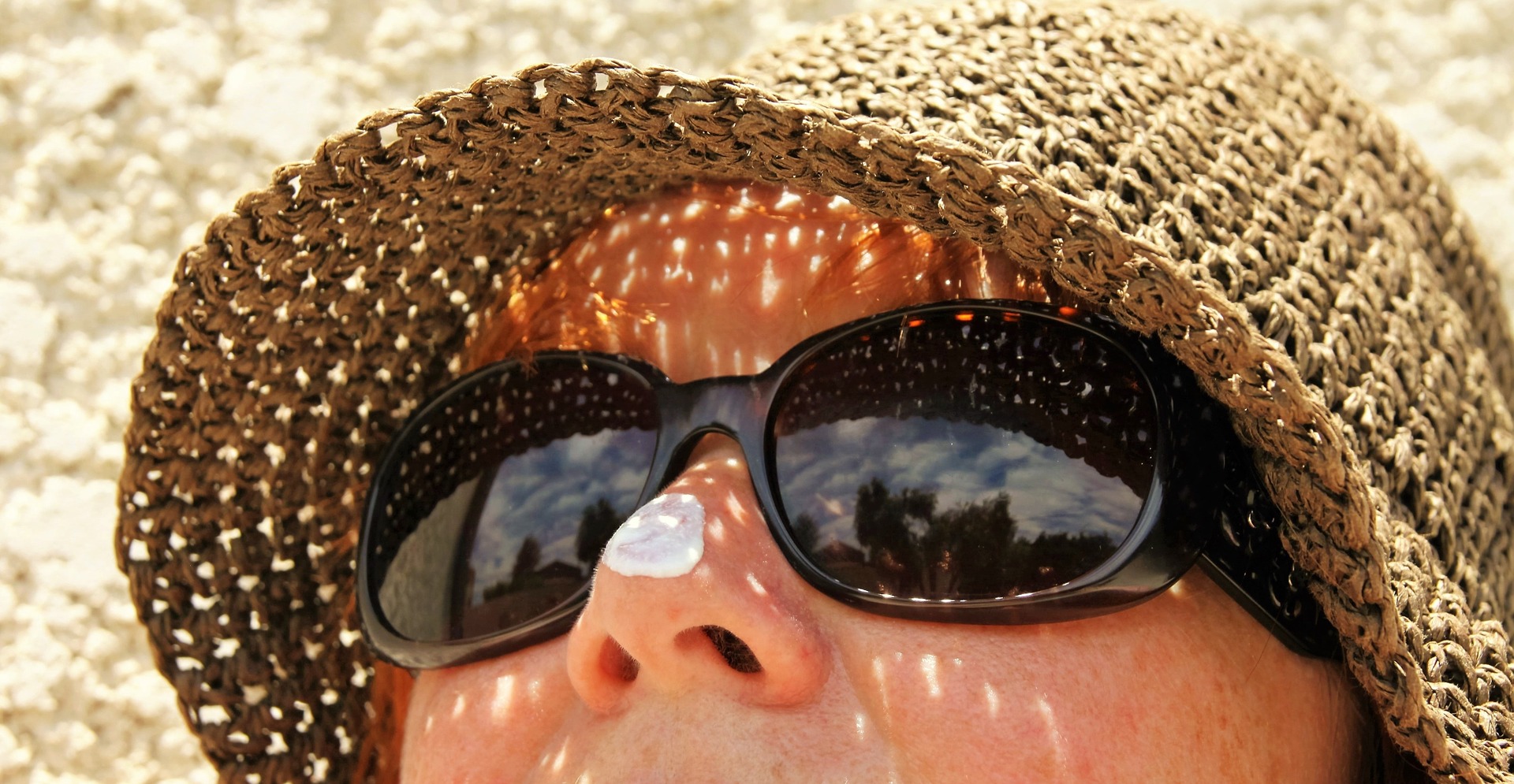 Wie gefährlich ist die UV-Strahlung für die Haut? Pflegetipps gegen die Hautalterung
