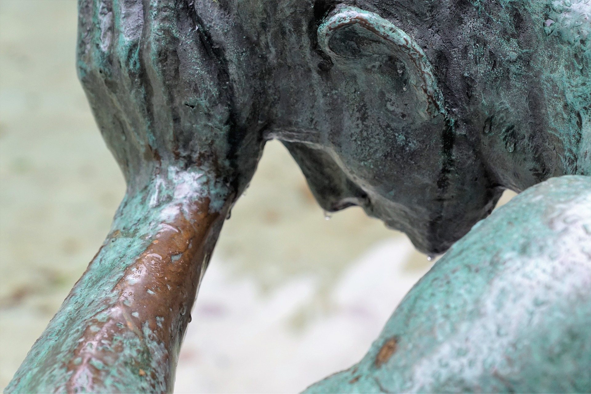 Was hilft gegen Kopfschmerzen? Bewährte Hausmittel gegen Kopfschmerzen